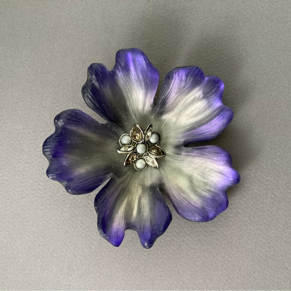 Alexis Bittar lavender pin brooch - Picture 5 of 9